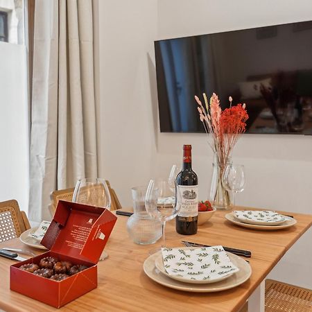 Lavie Maison Central & Hot Tub Bordeaux Bagian luar foto