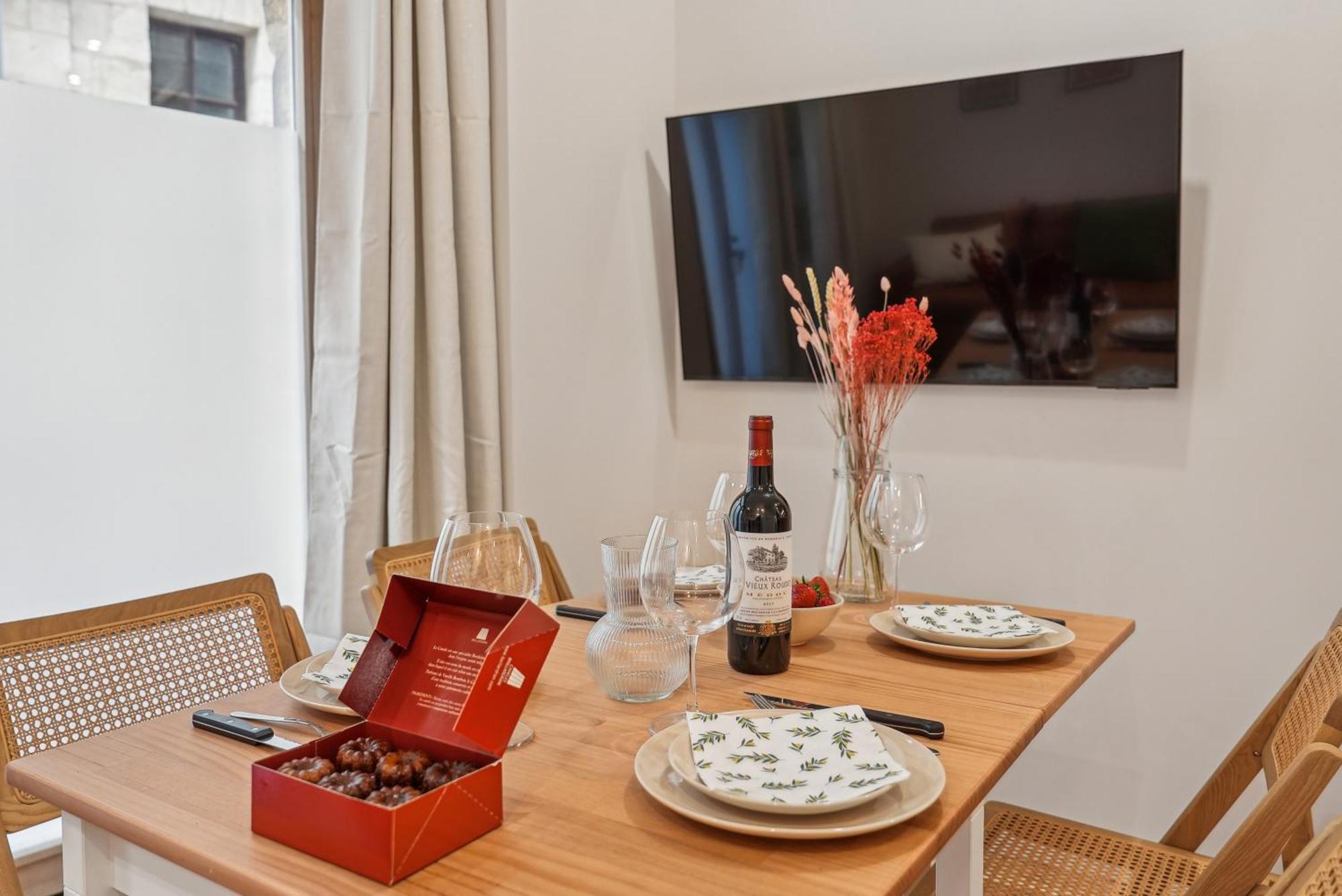 Lavie Maison Central & Hot Tub Bordeaux Bagian luar foto