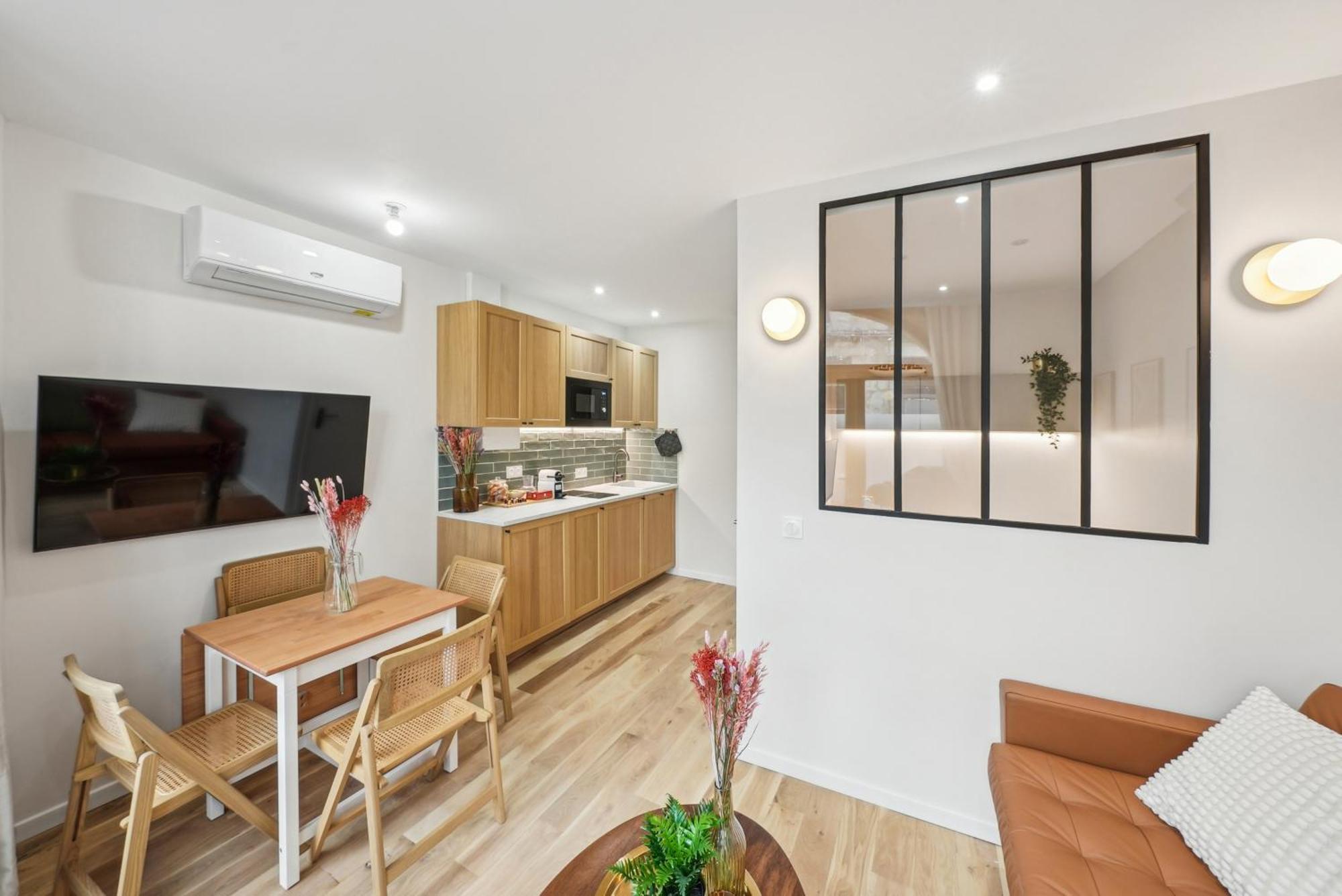 Lavie Maison Central & Hot Tub Bordeaux Bagian luar foto